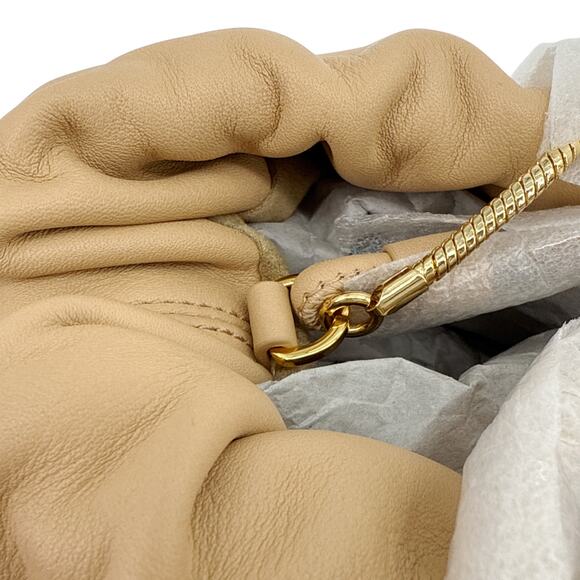 VERONICA BEARD Stash Bag in Sand - Picture 12 of 15